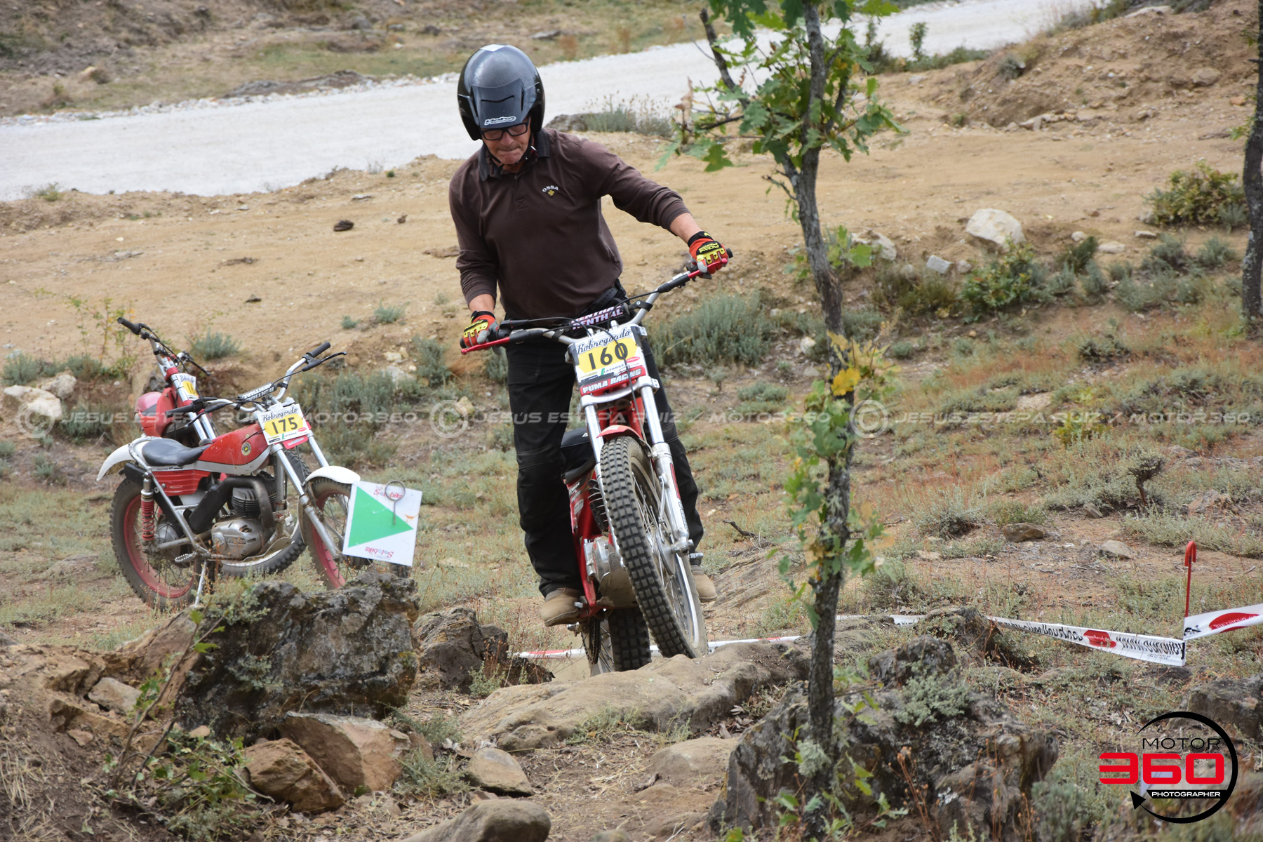160_ROB_9267