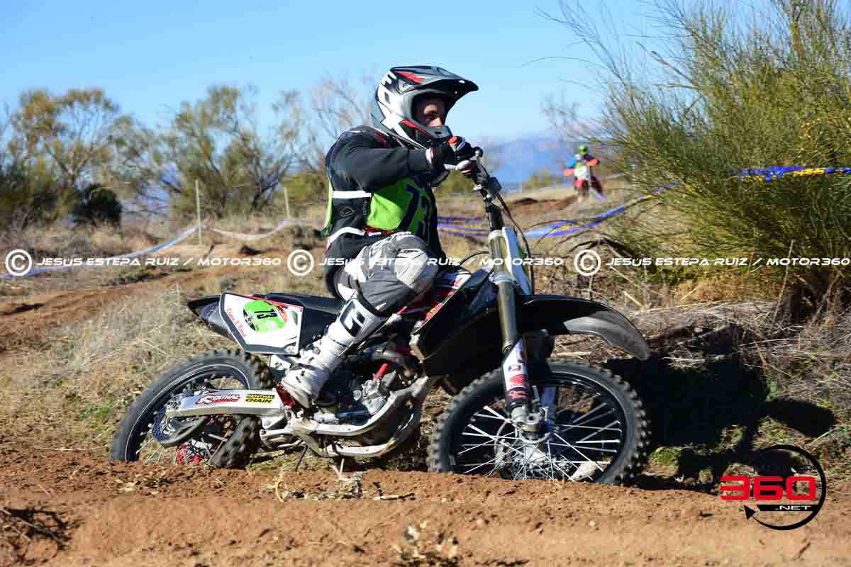 073_ROB_2557