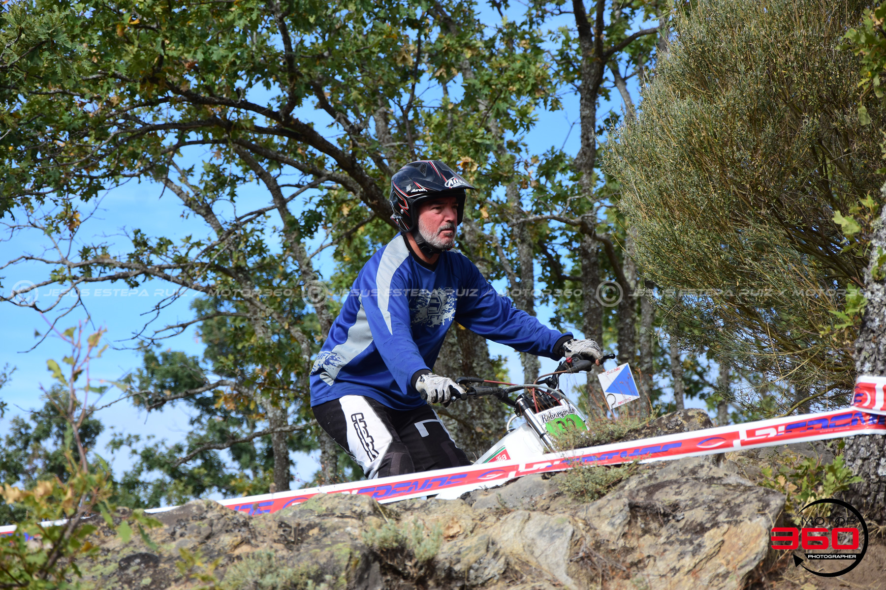 032_ROB_9464