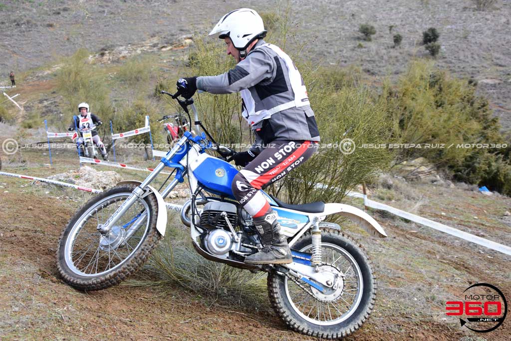 021_ROB_9092