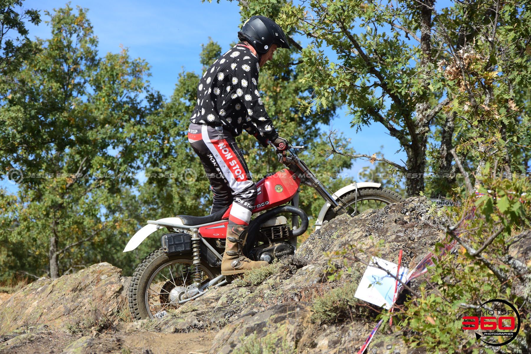 070_ROB_9453