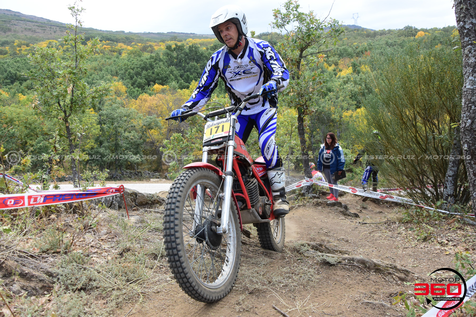 171_ROB_9351
