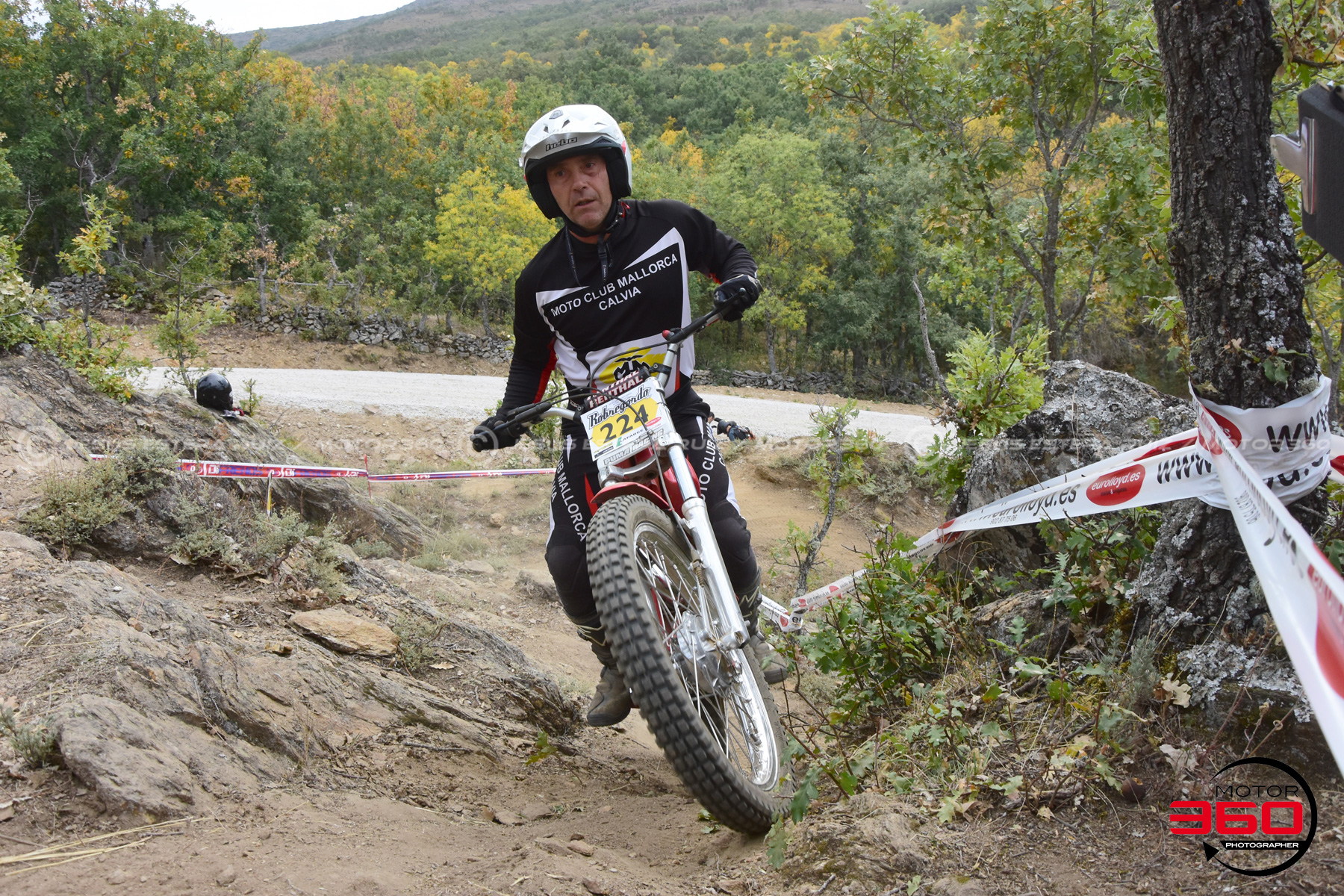 224_ROB_9198