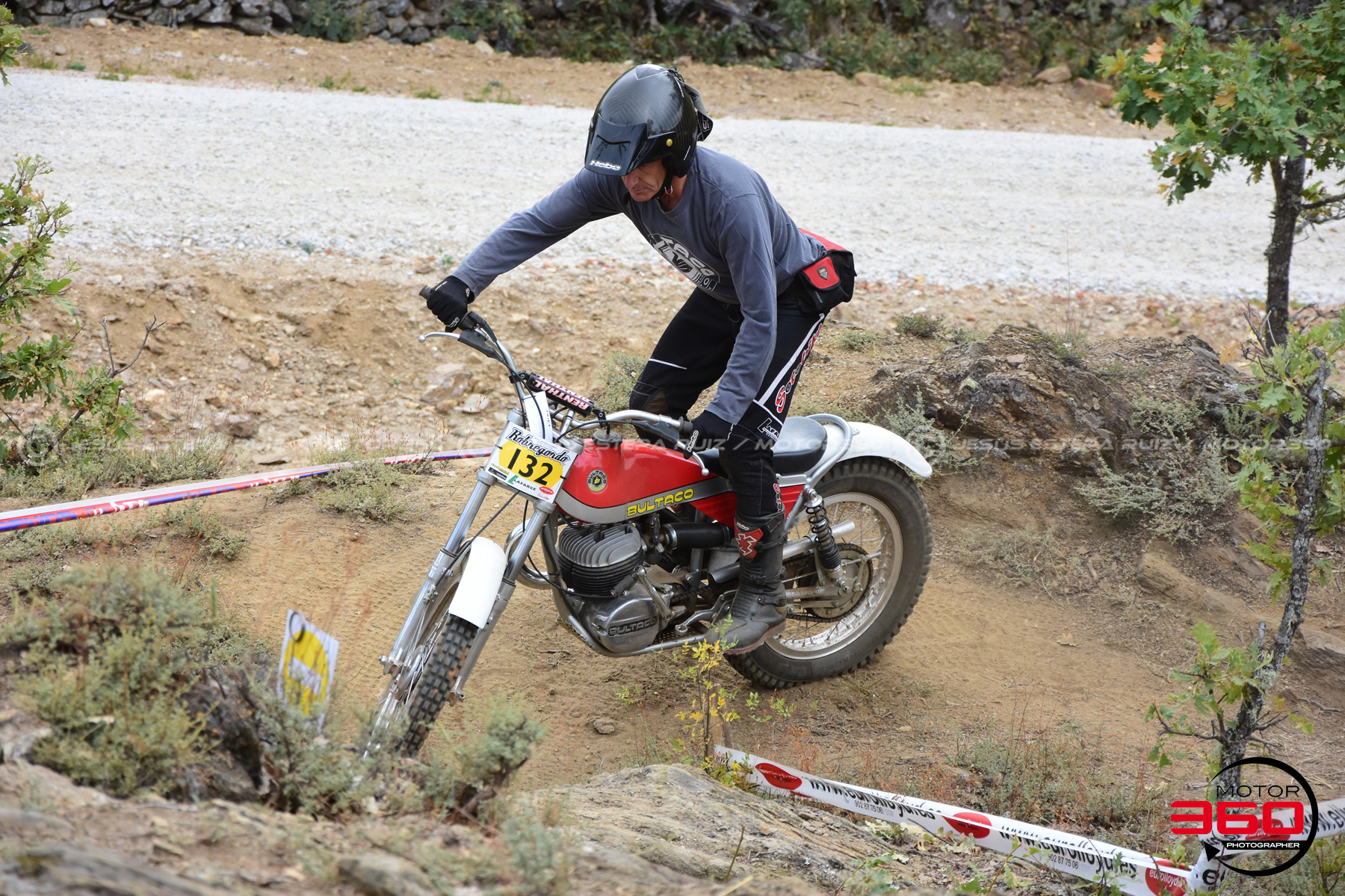 132_ROB_9296