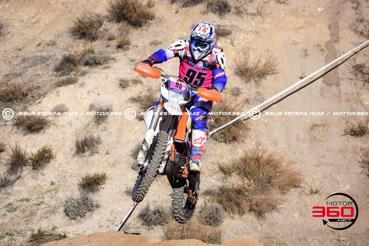 095_ROB_3039