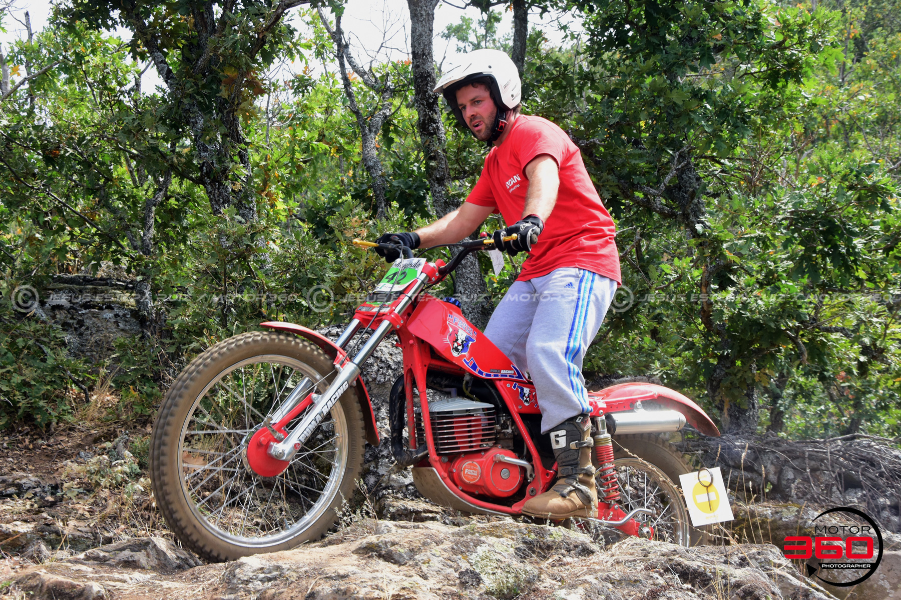 042_ROB_9773