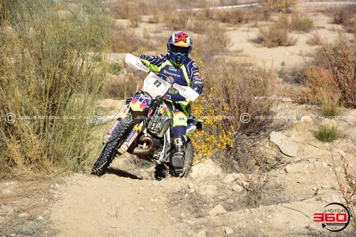 083_ROB_0863