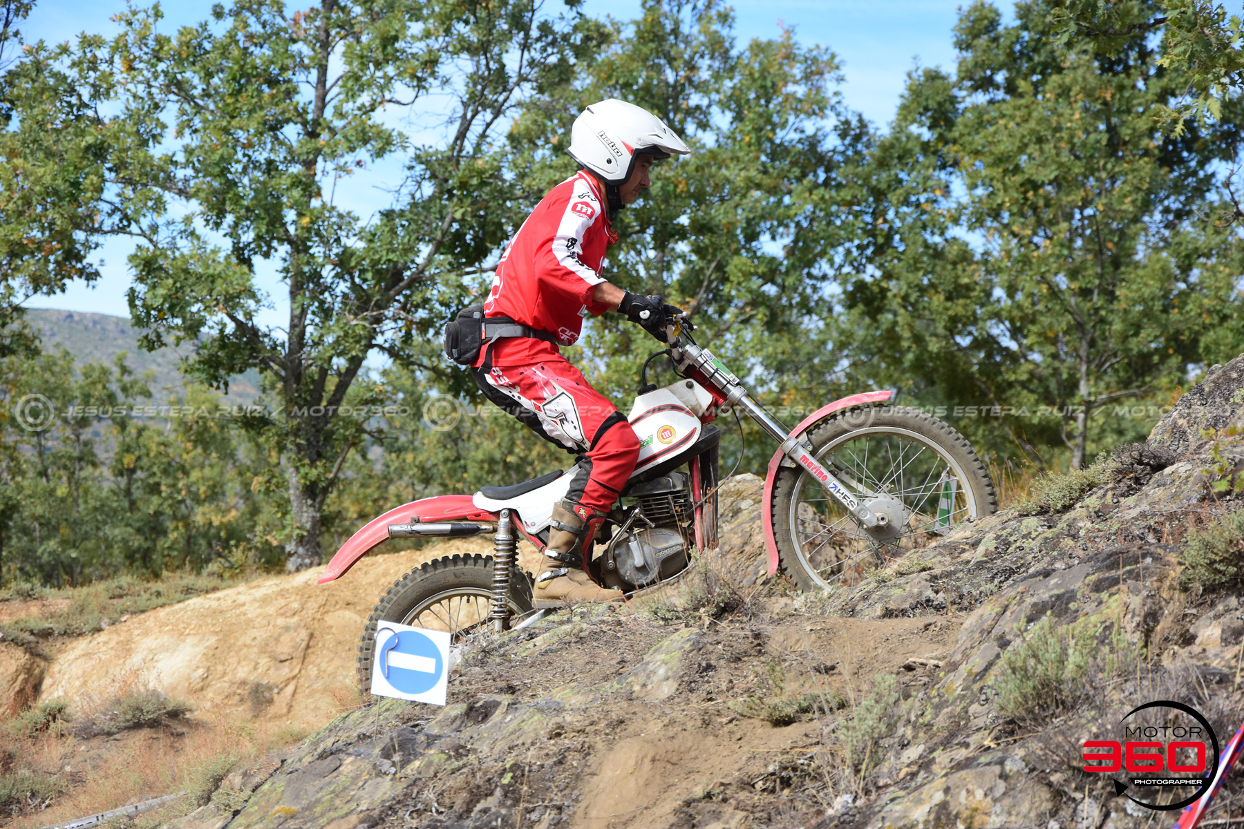 036_ROB_9516