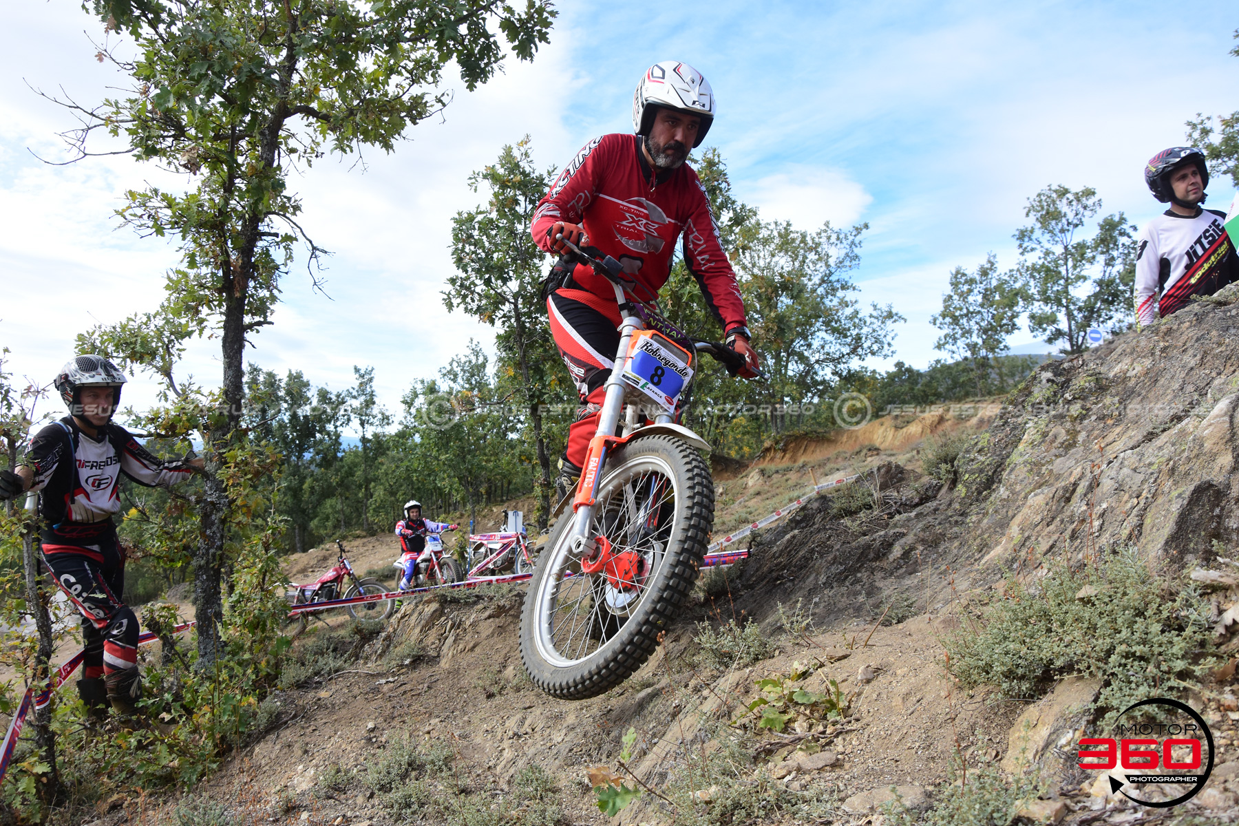 008_ROB_9569