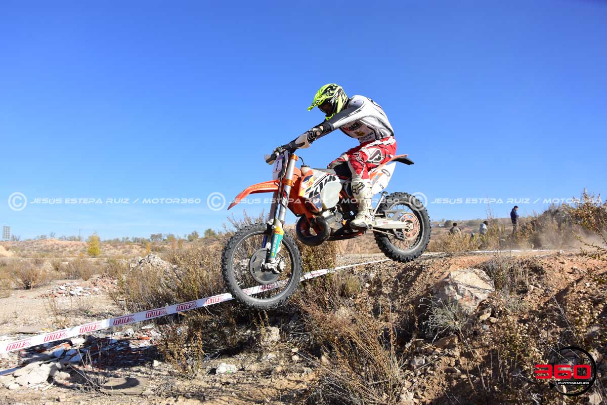 003_ROB_0819