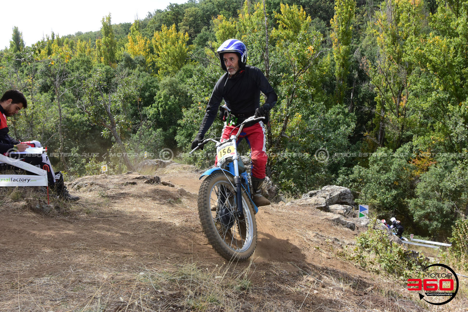156_ROB_9704