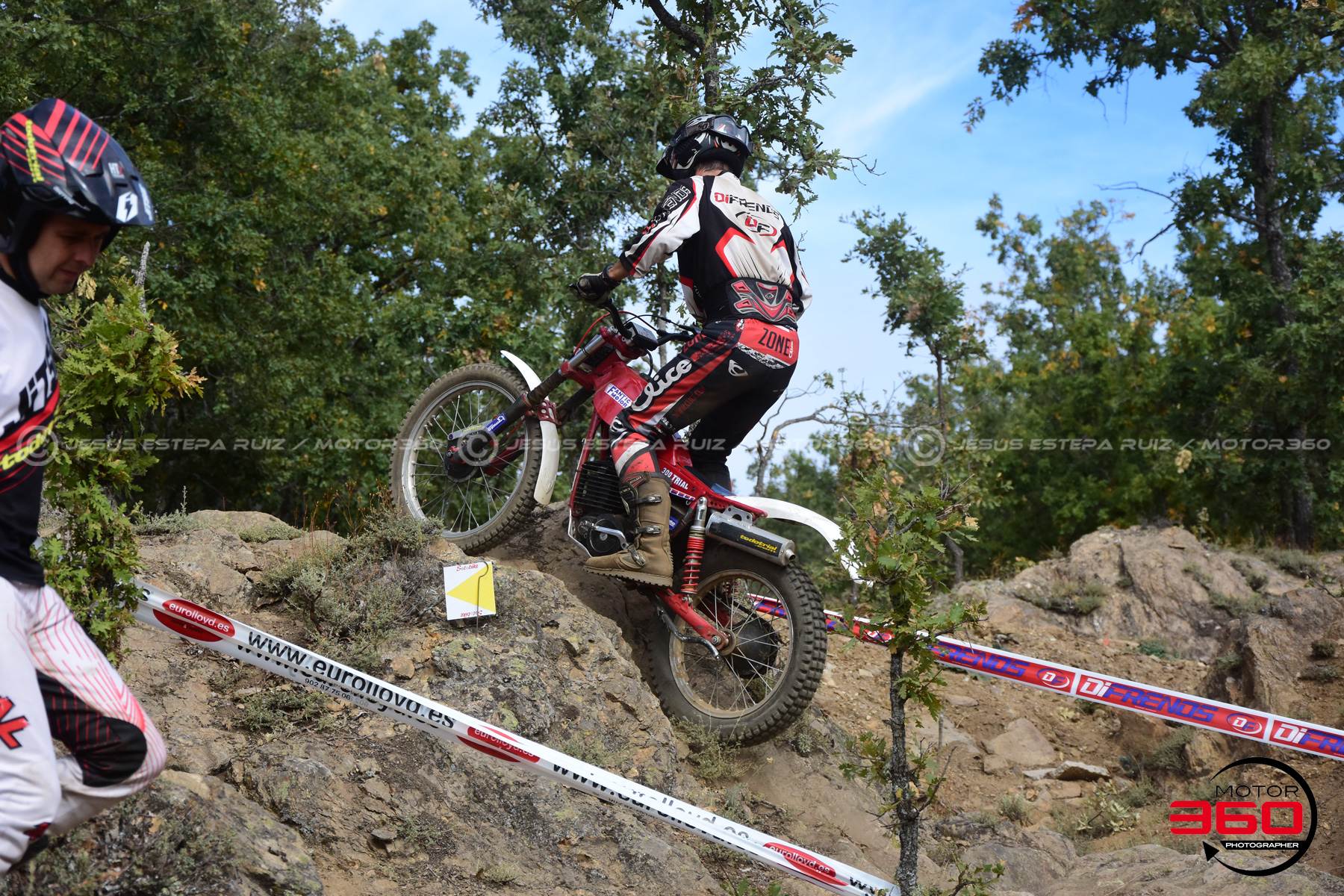004_ROB_9605