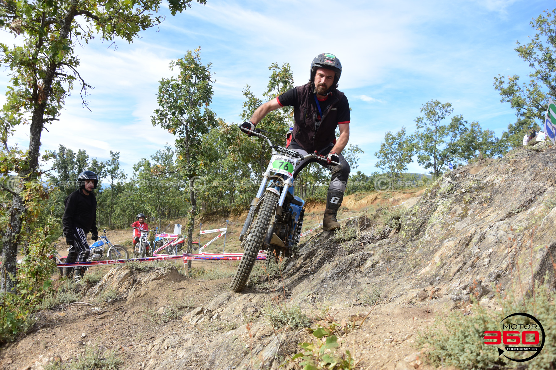 076_ROB_9486