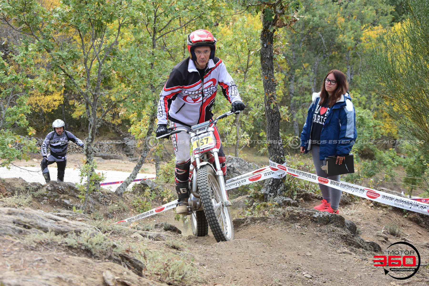 157_ROB_9326