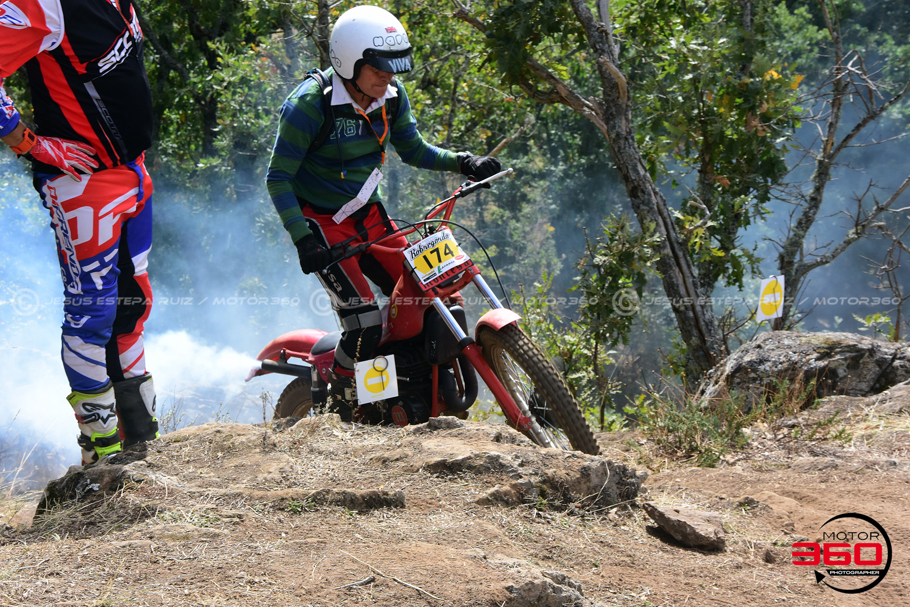 174_ROB_9870