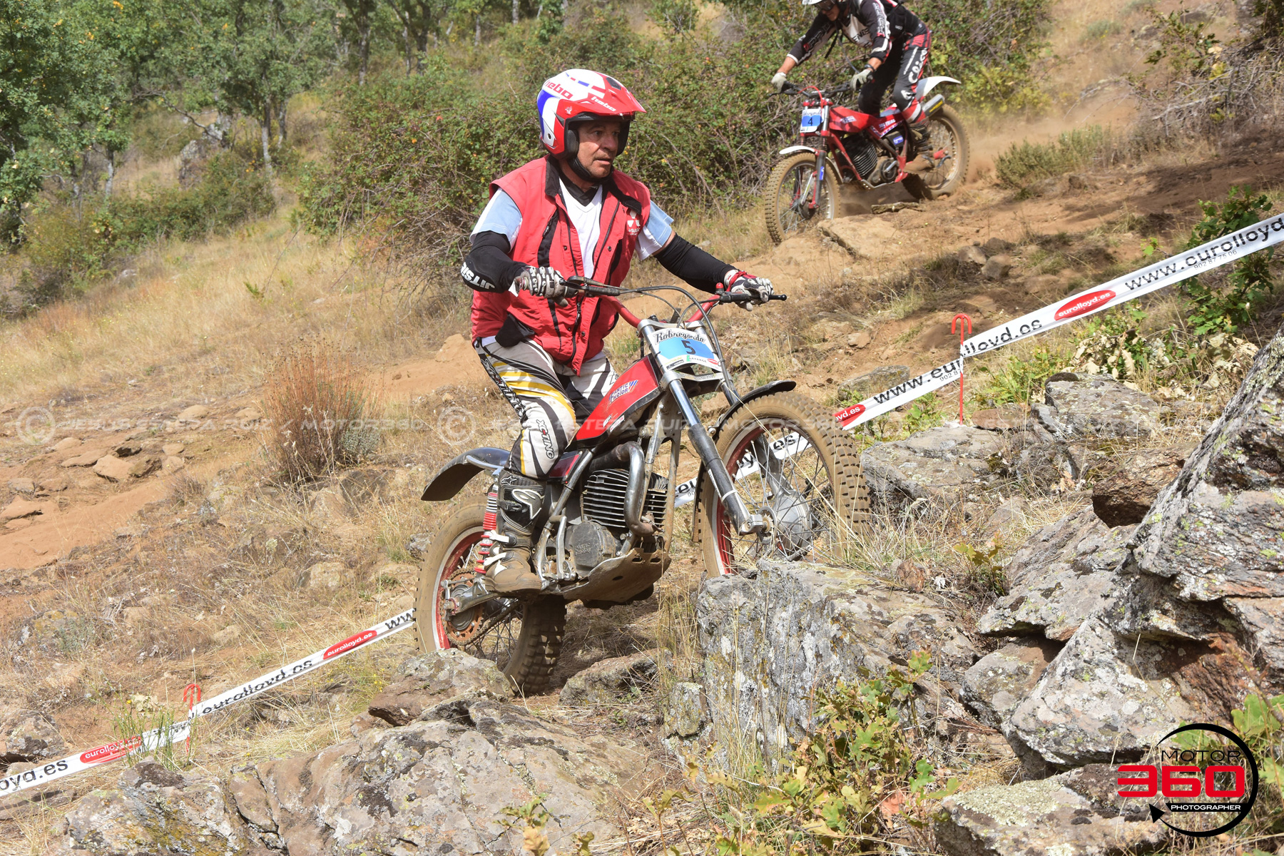 005_ROB_9965