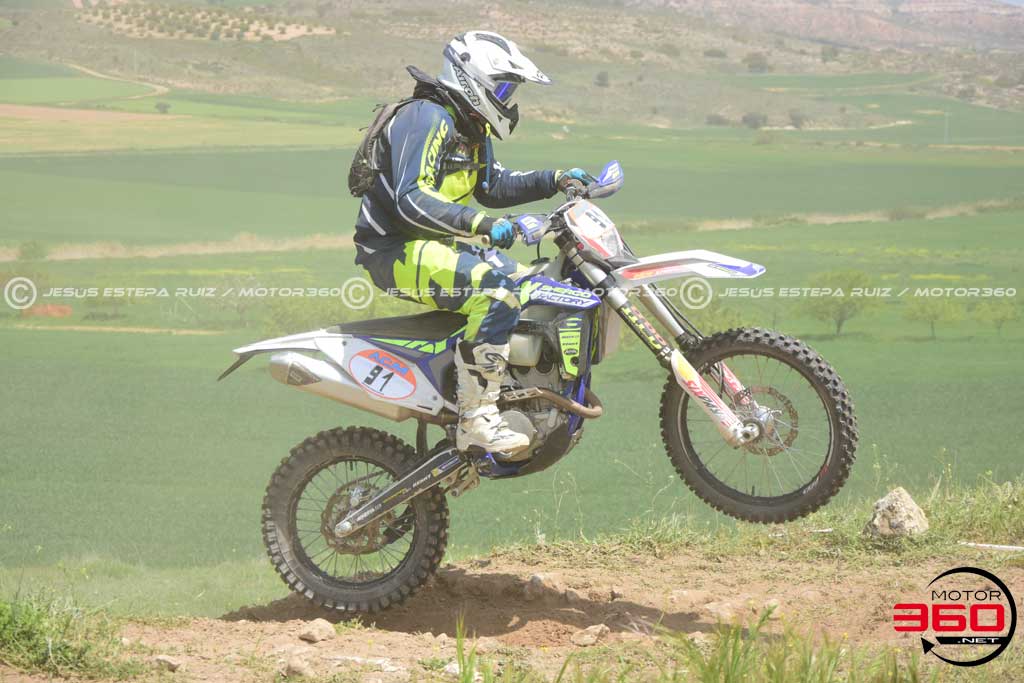 091_ROB_6737