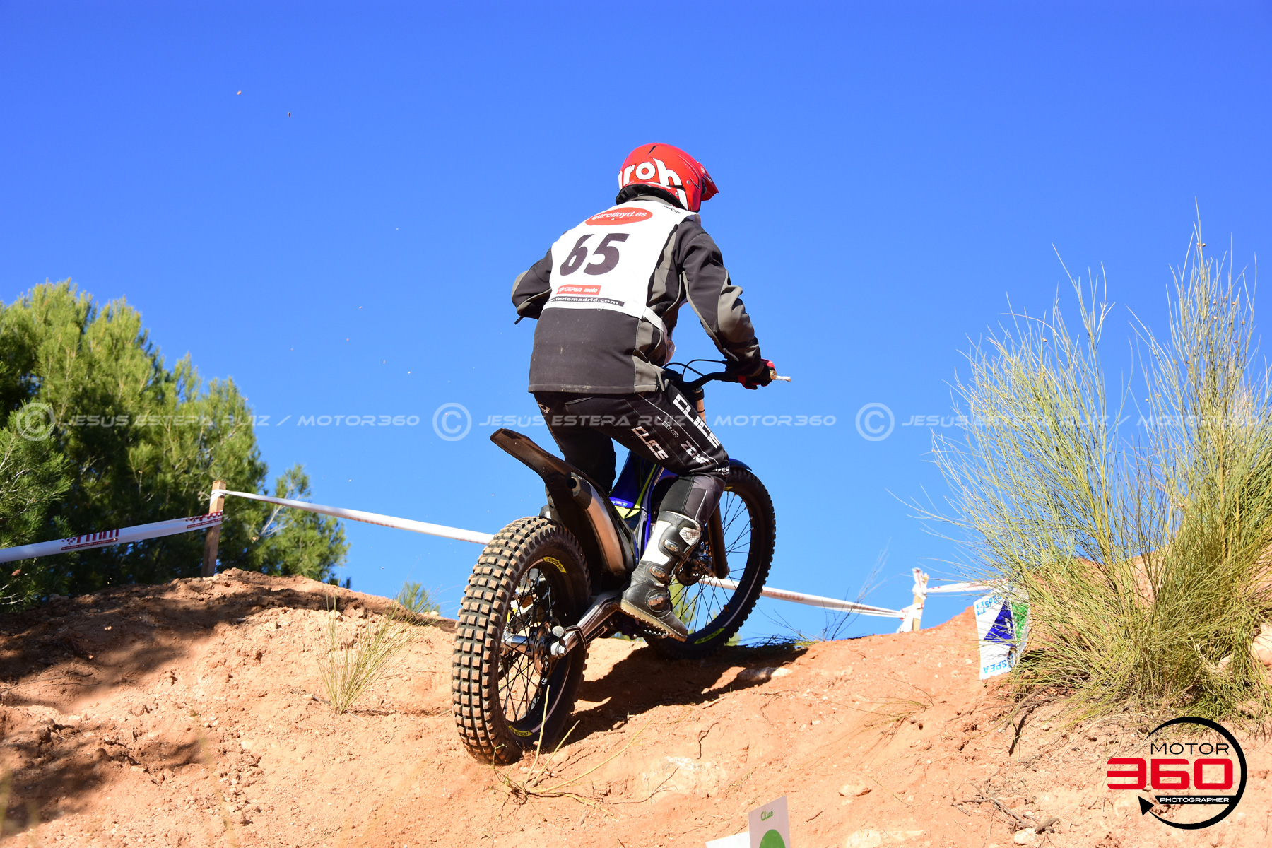 065_ROB_1548