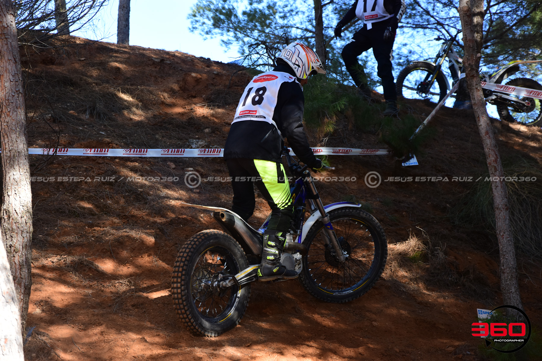 018_ROB_1729
