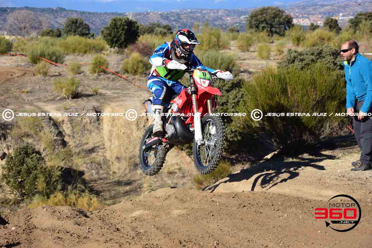 017_ROB_3714