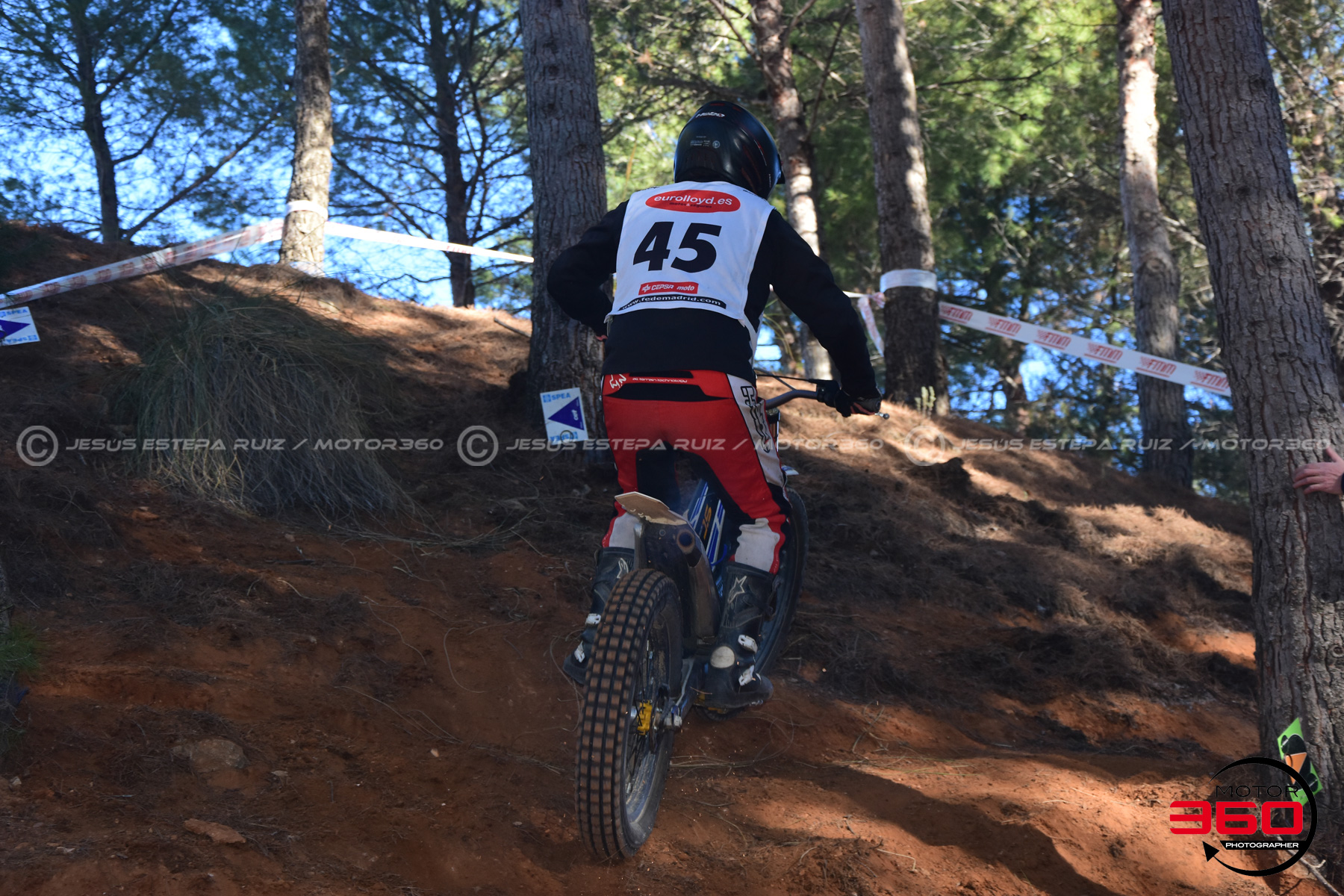045_ROB_1664