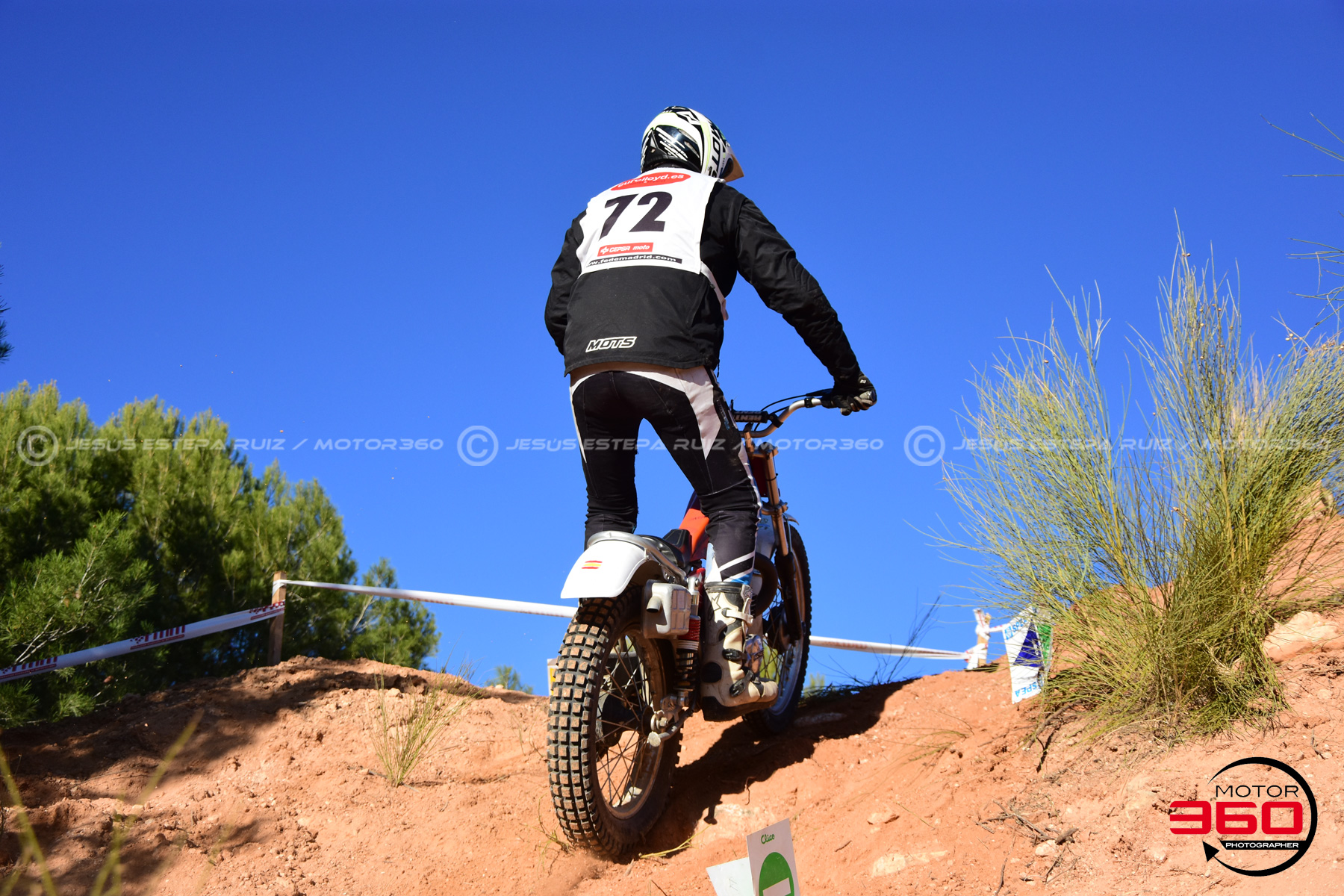 072_ROB_1550