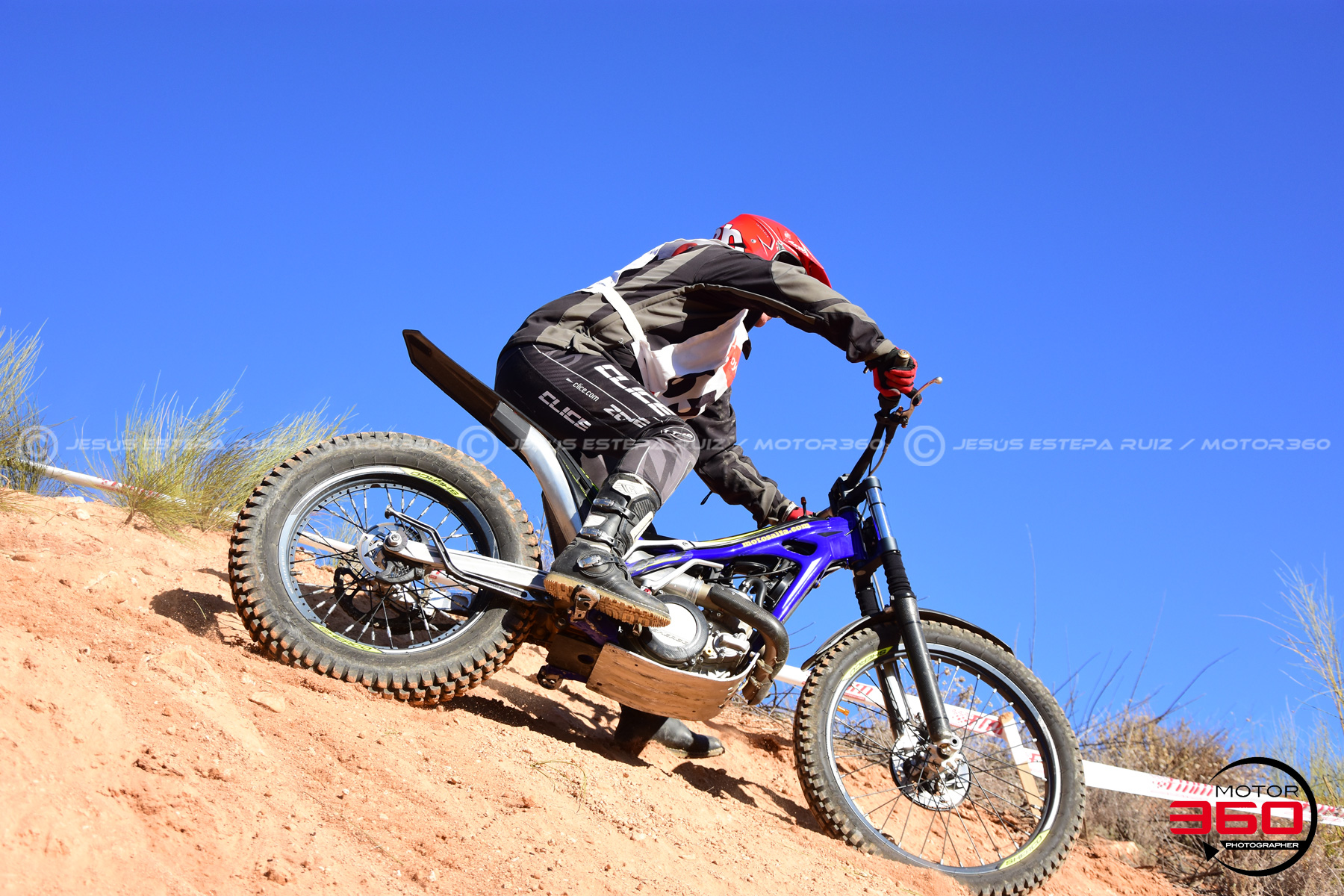 065_ROB_1549