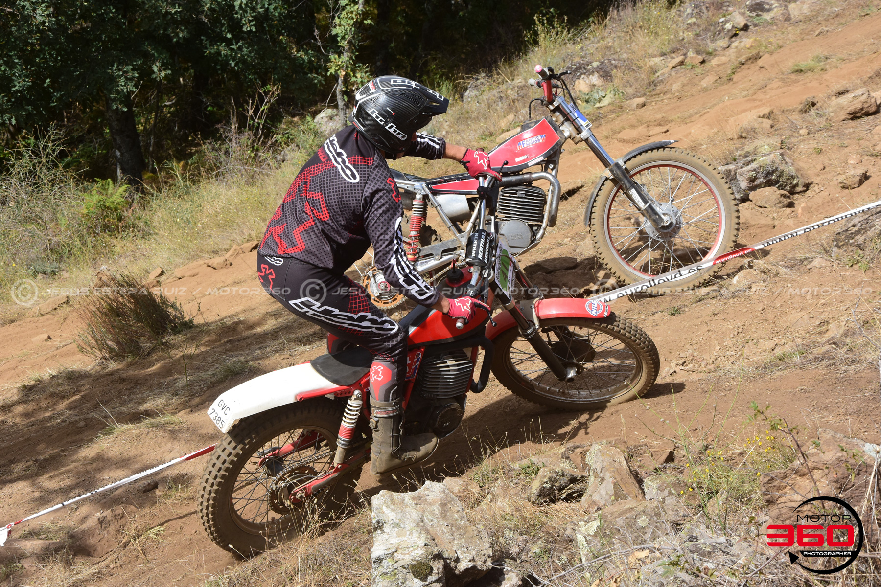 041_ROB_9903