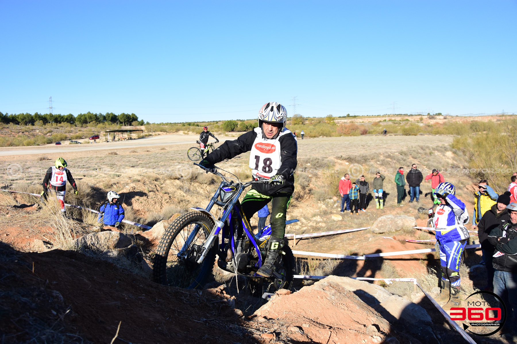 018_ROB_1560
