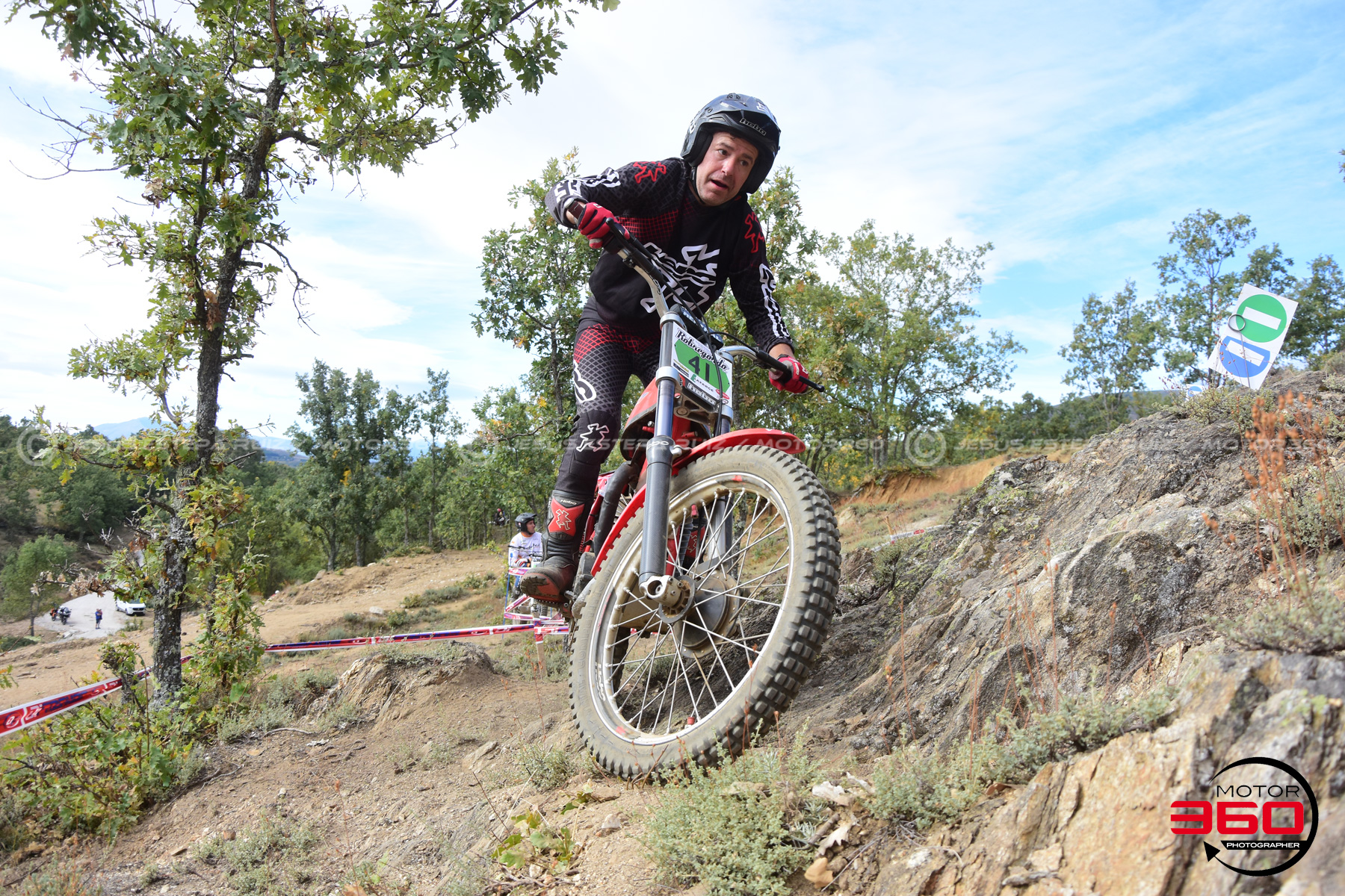 041_ROB_9535