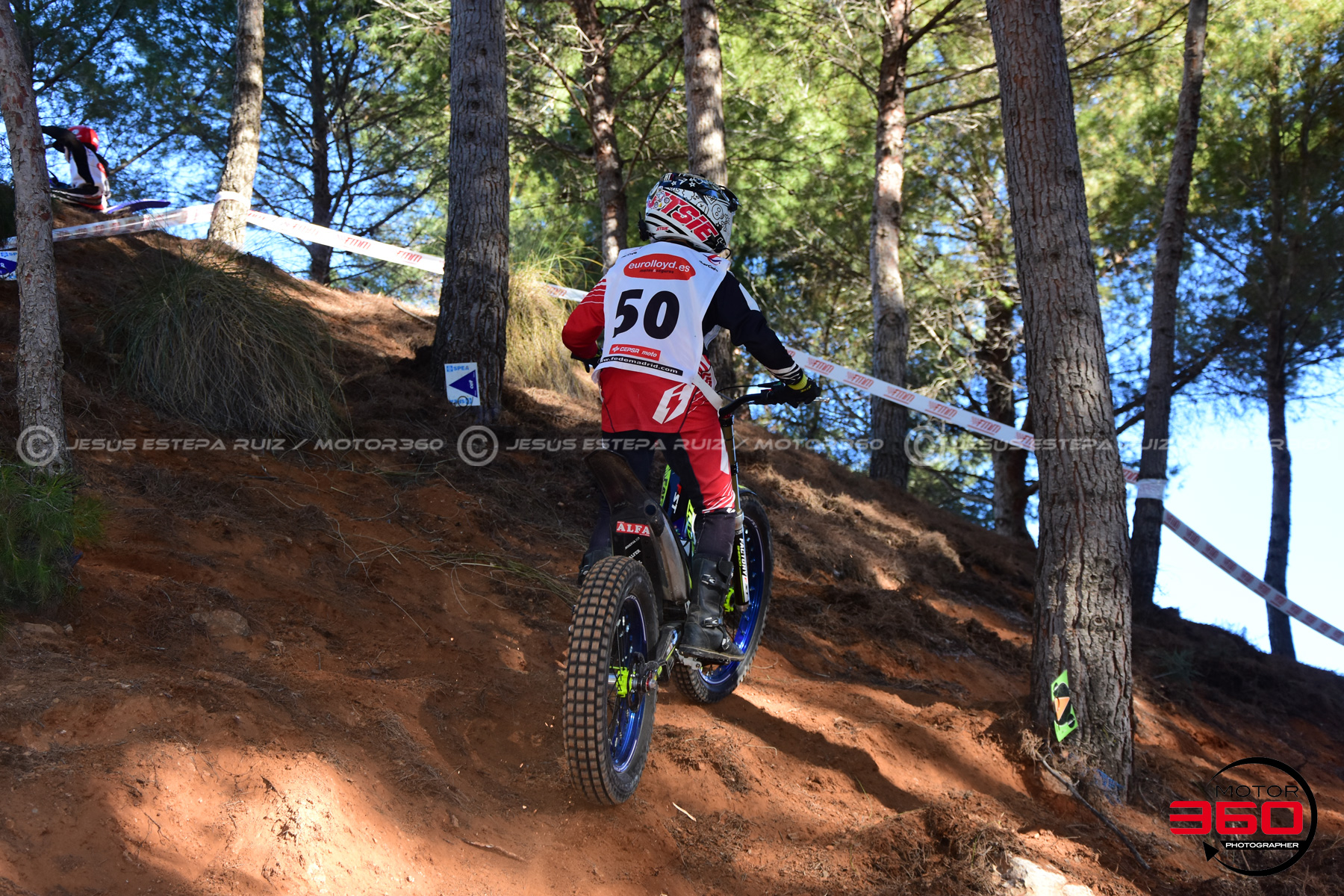 050_ROB_1656