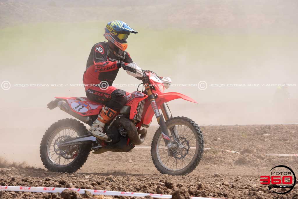 052_ROB_5954