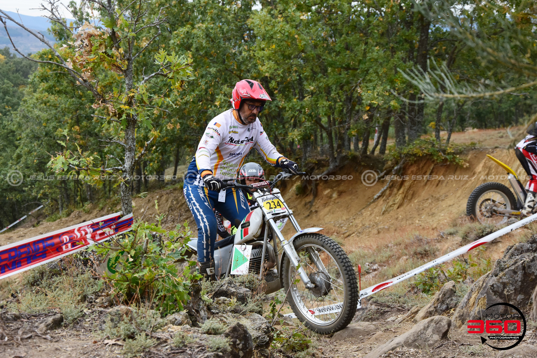 234_ROB_9174