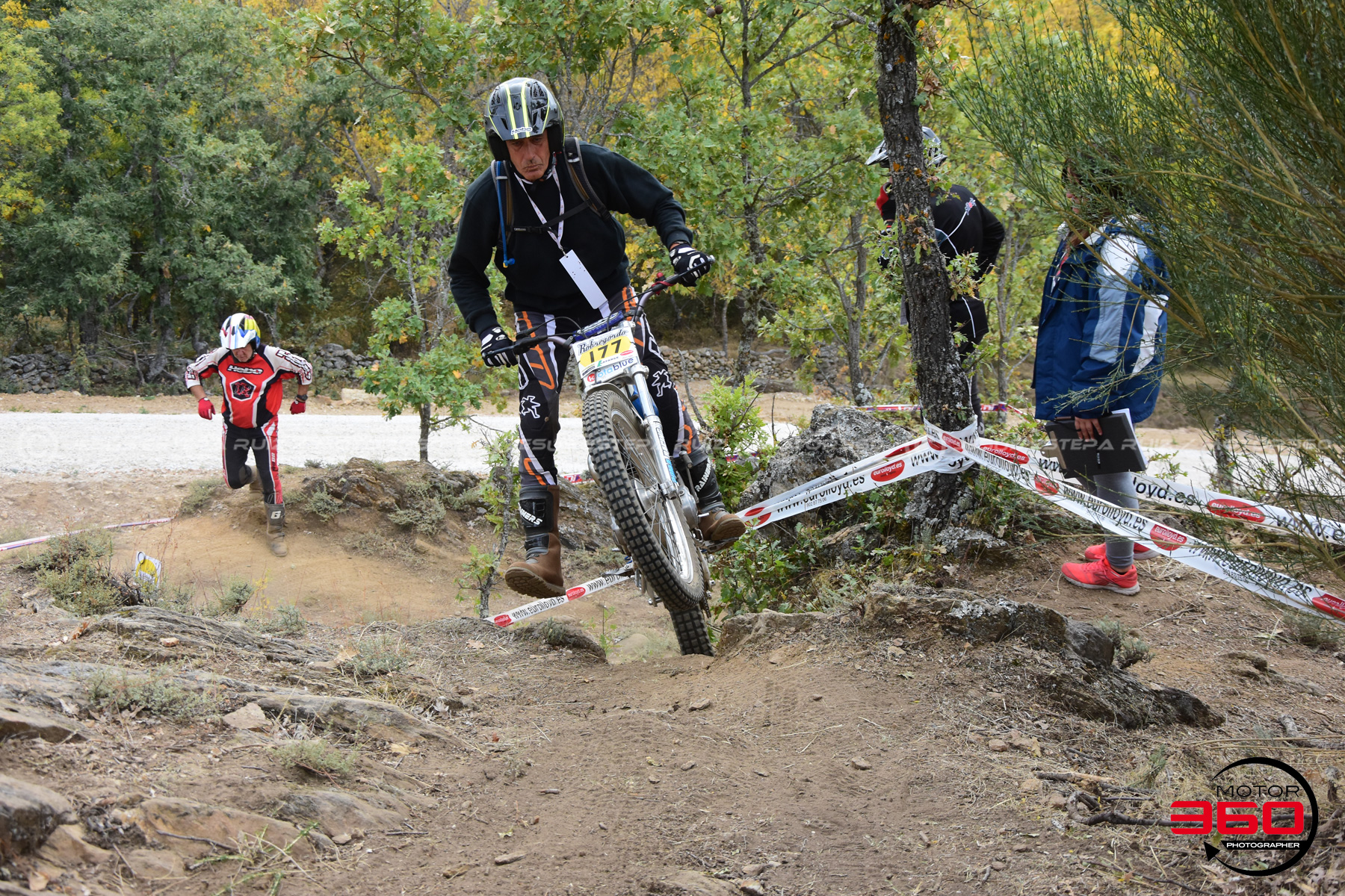 177_ROB_9251