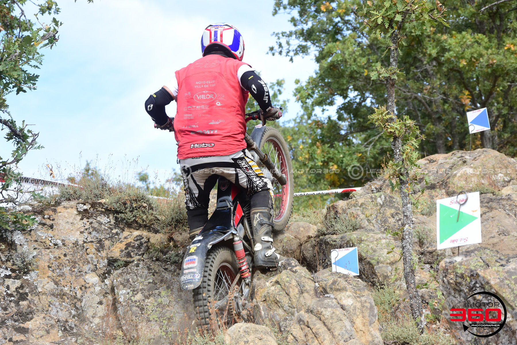 005_ROB_9591