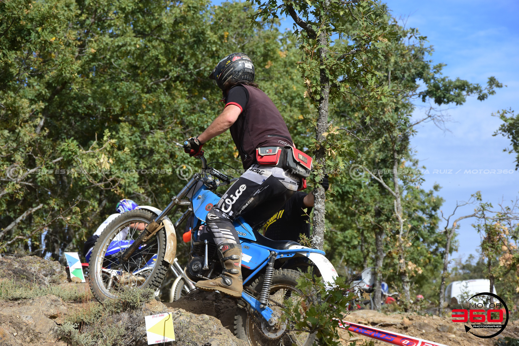 076_ROB_9488