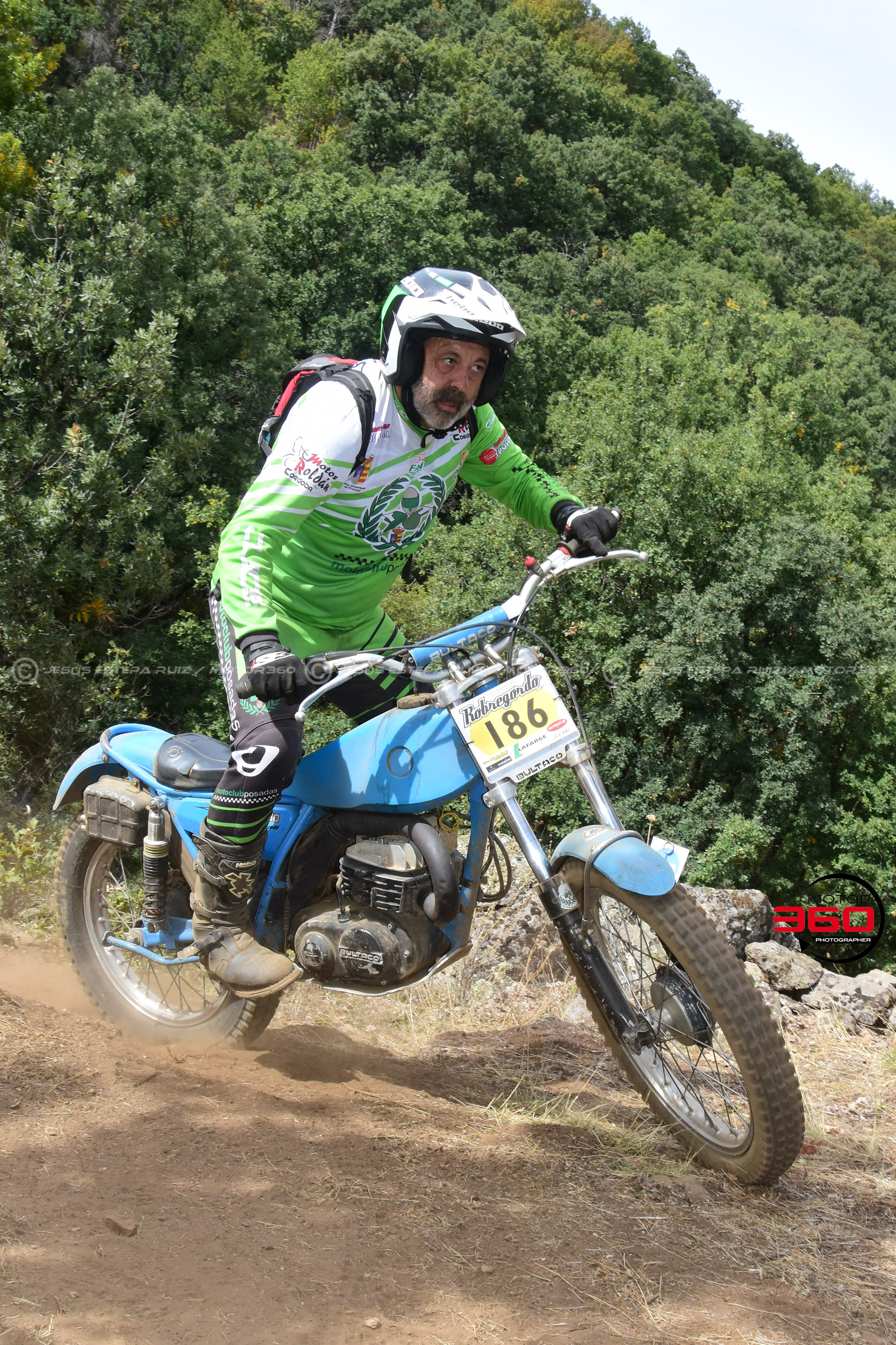 186_ROB_9794