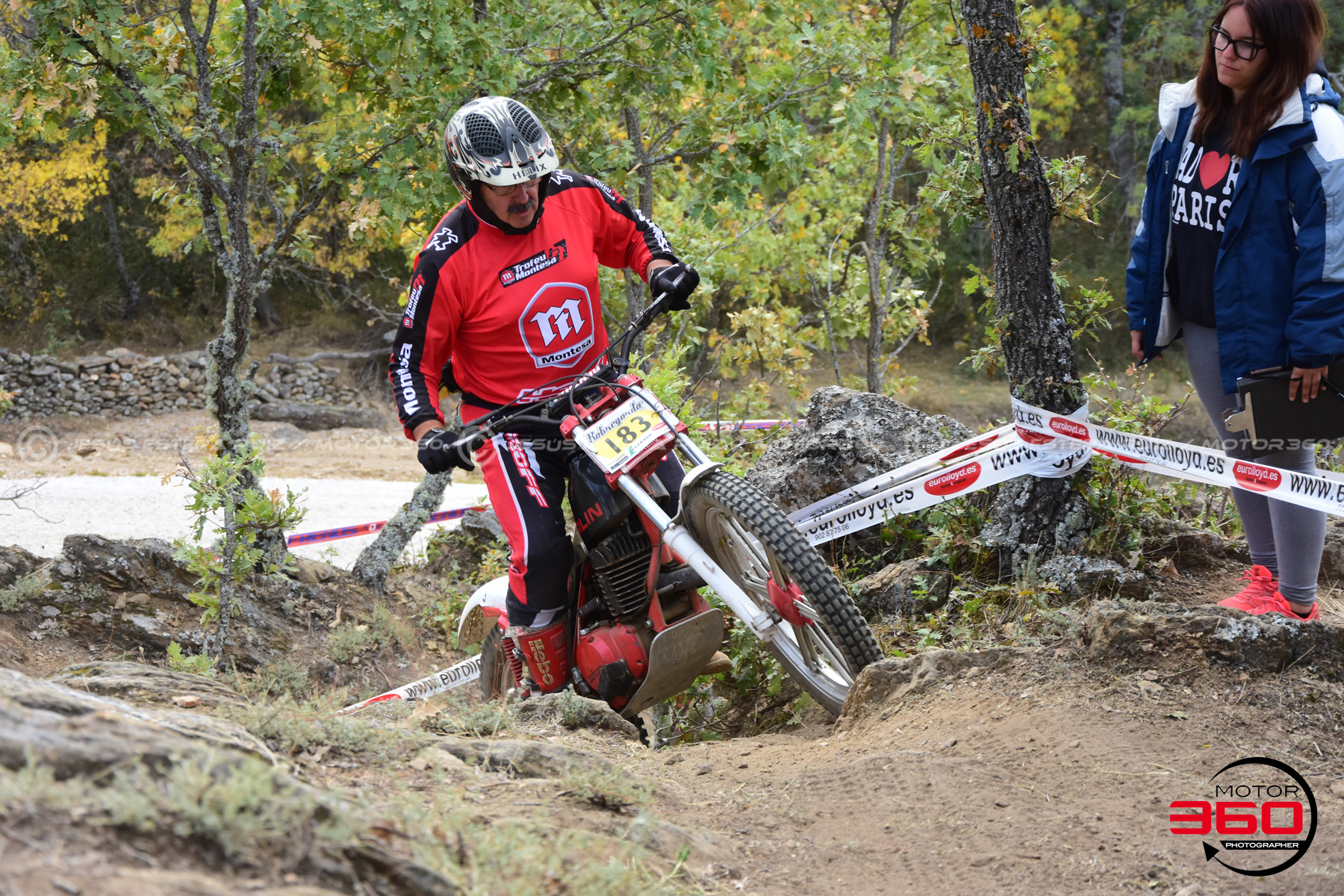 183_ROB_9334