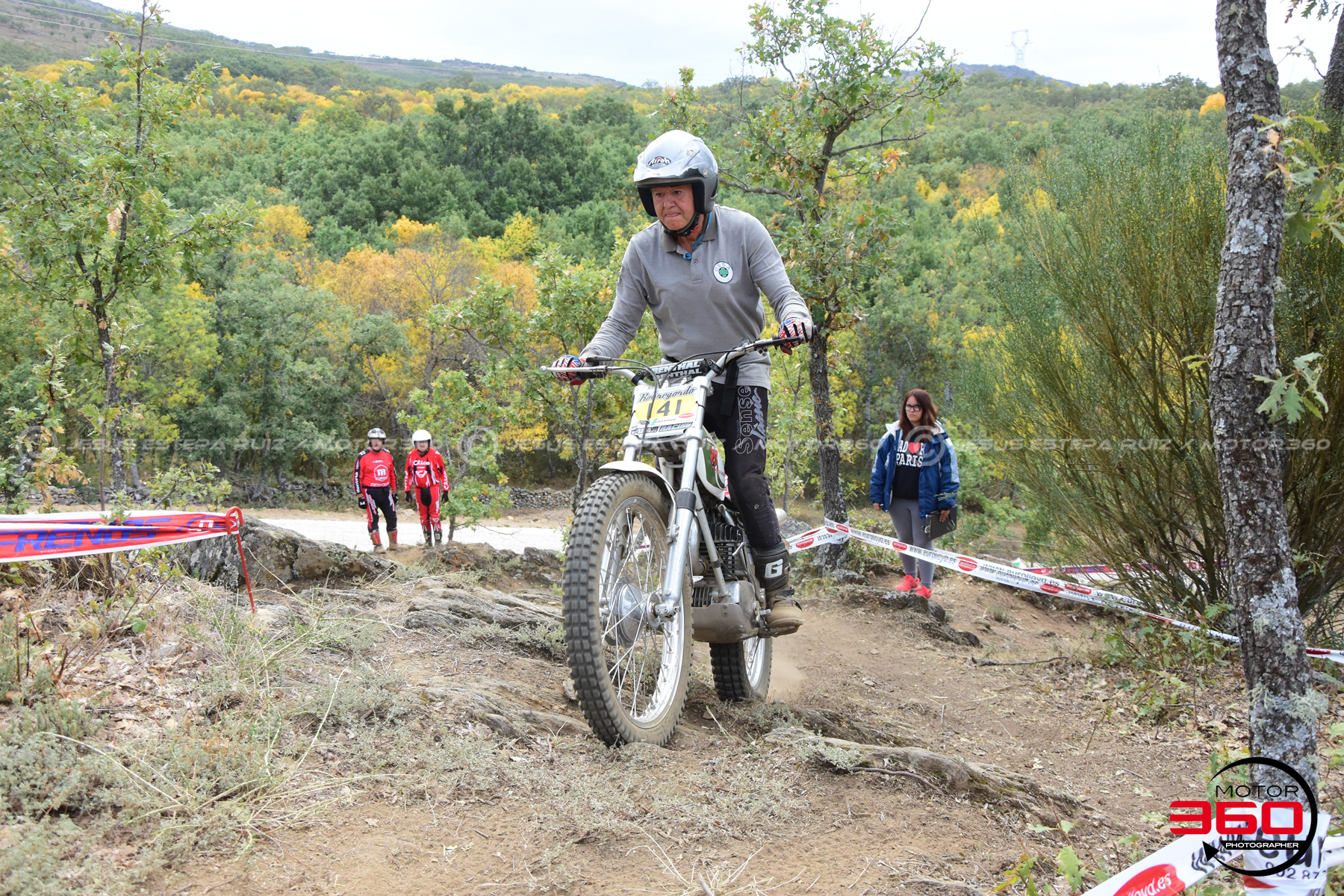 141_ROB_9323