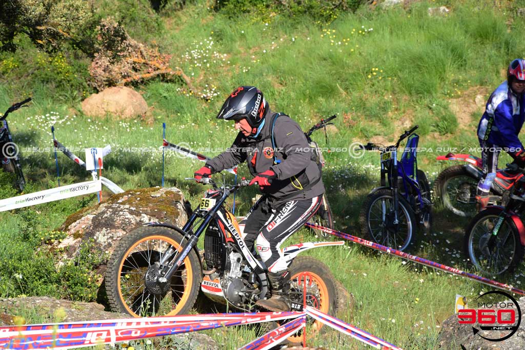166_ROB_7888