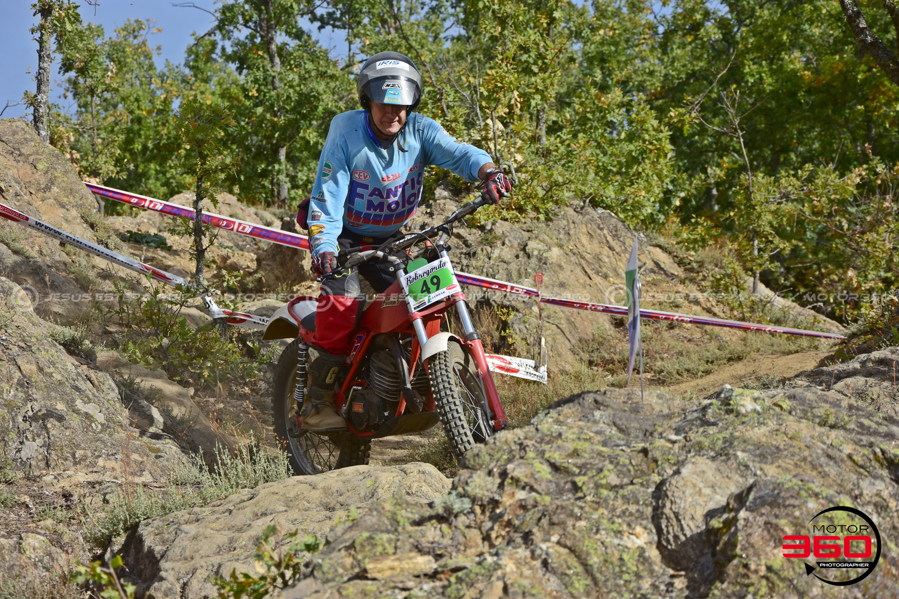 049_ROB_9416