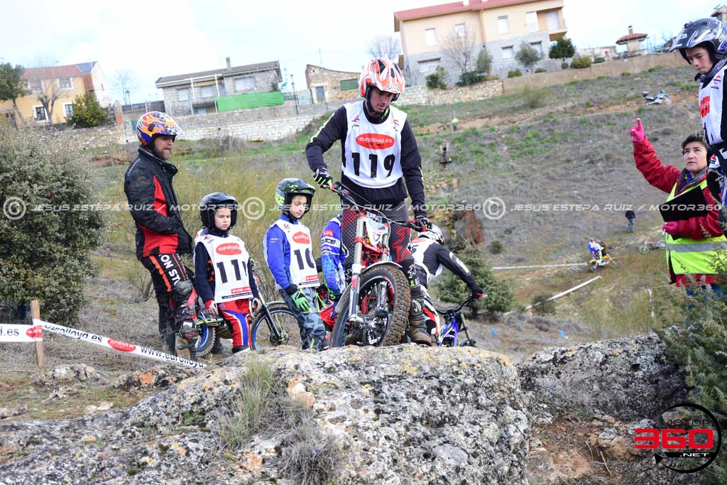 119_ROB_9177