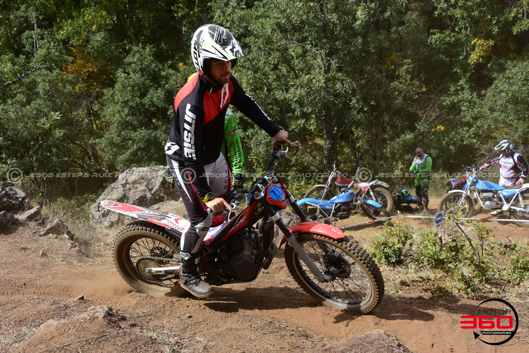 071_ROB_9787