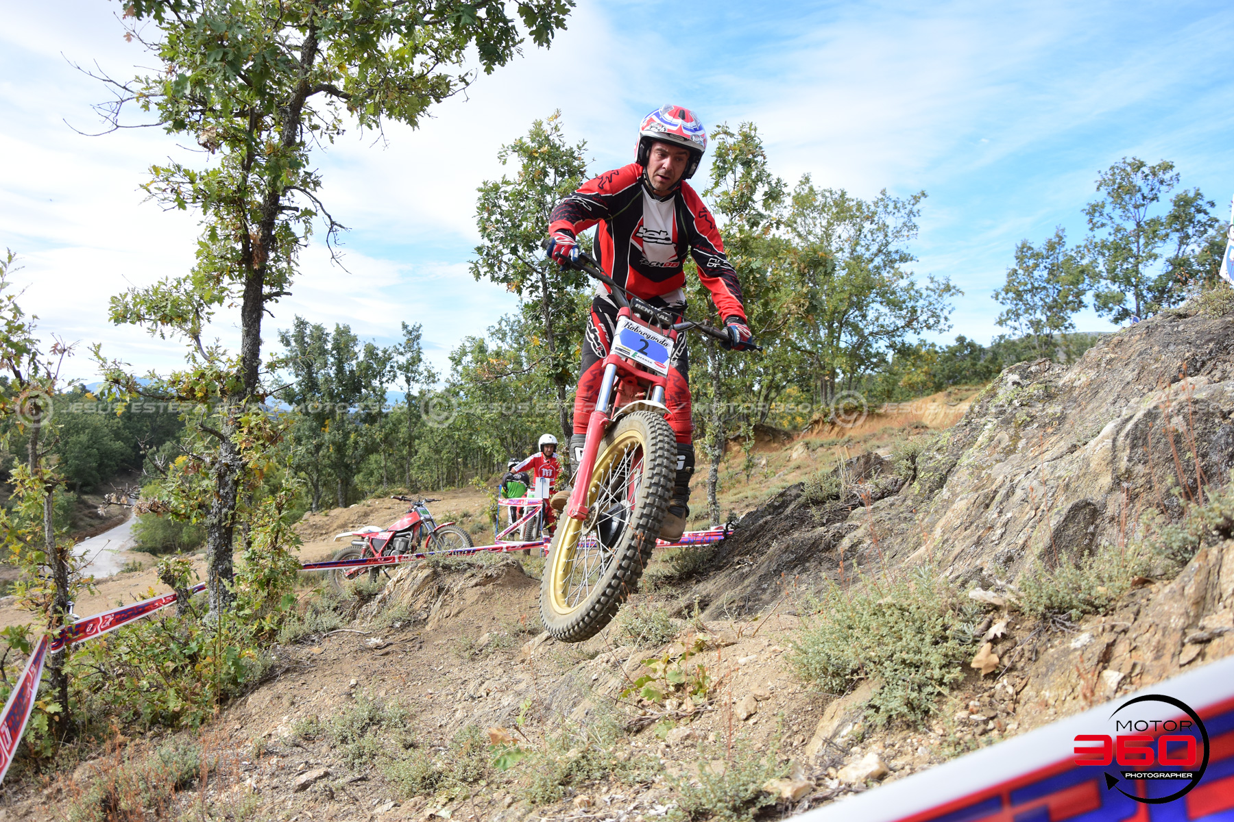 002_ROB_9513