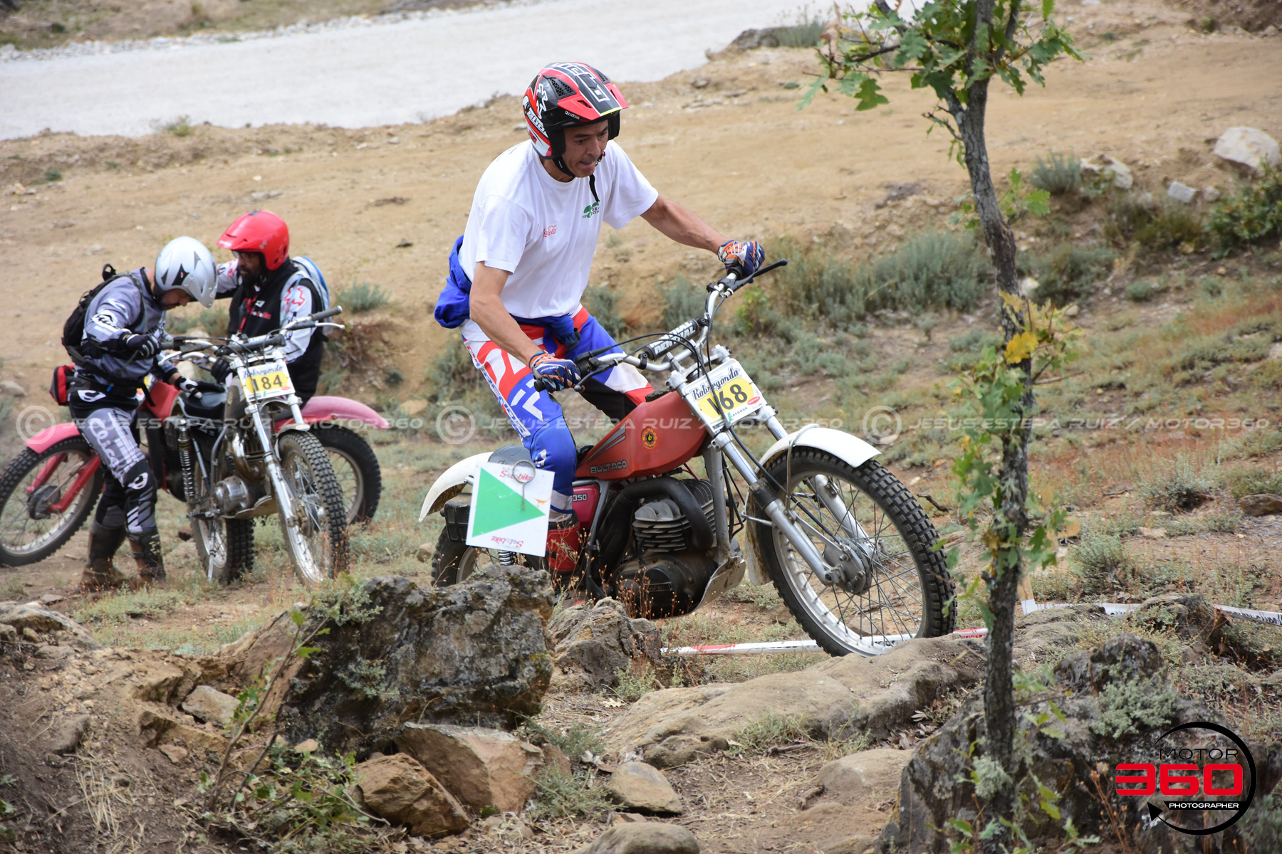 168_ROB_9290