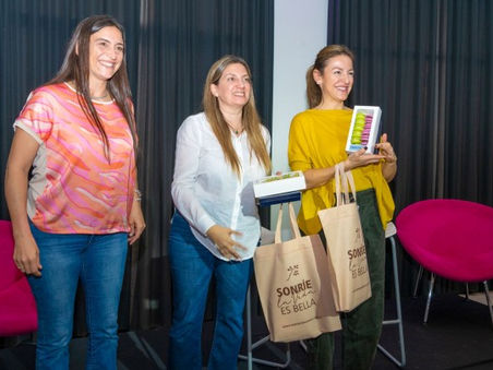 Acuña y Lospennato dialogaron sobre educación y el rol de la mujer en un encuentro en Campana
