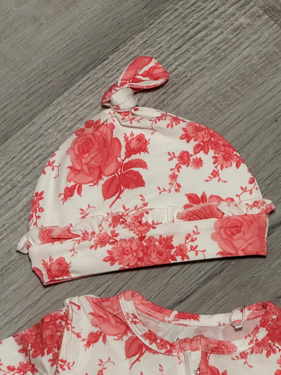 Thumbnail: Light rose print, zipper footie