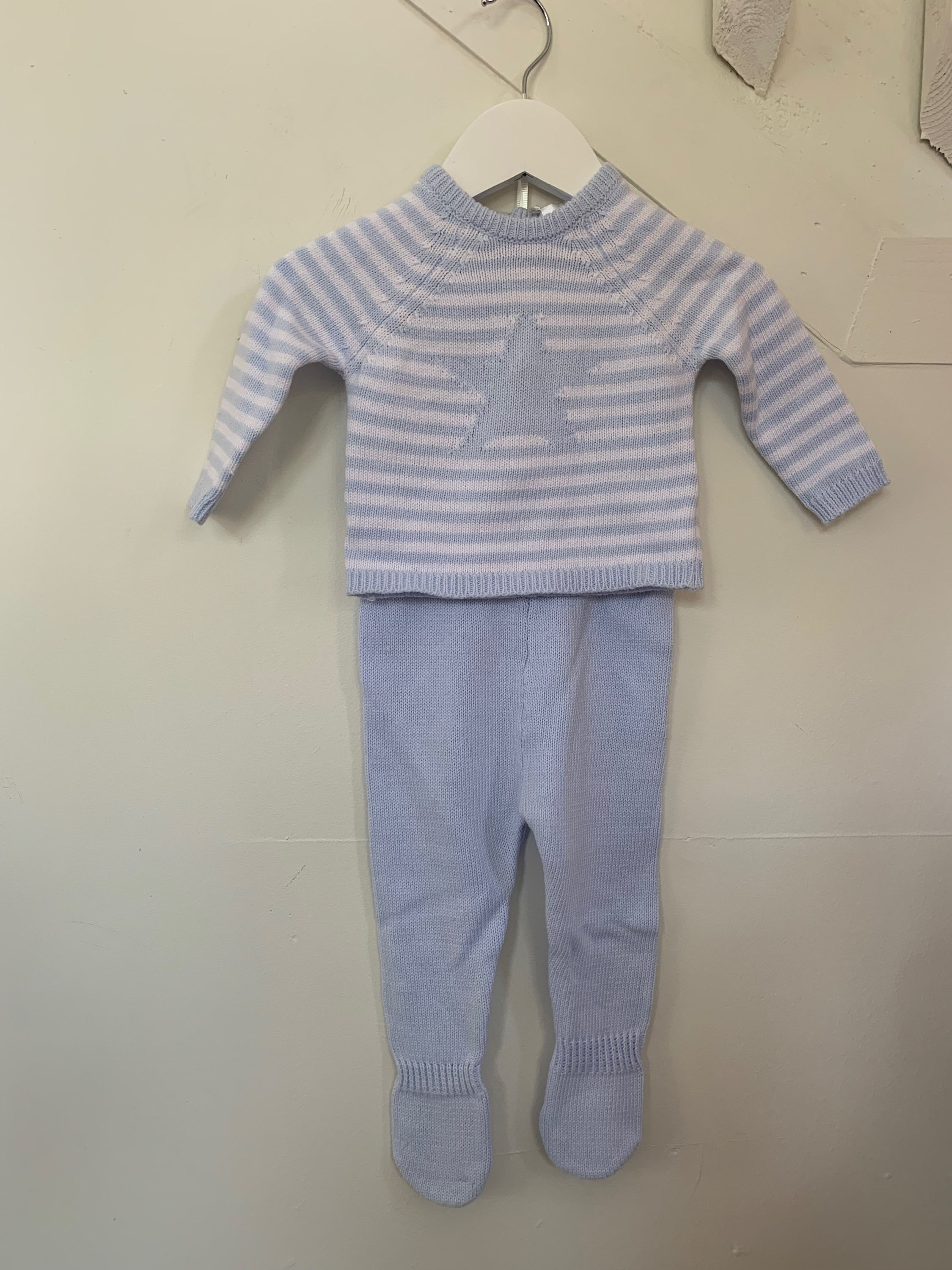 Footed knit 2 piece set (0,3,6 mo)
