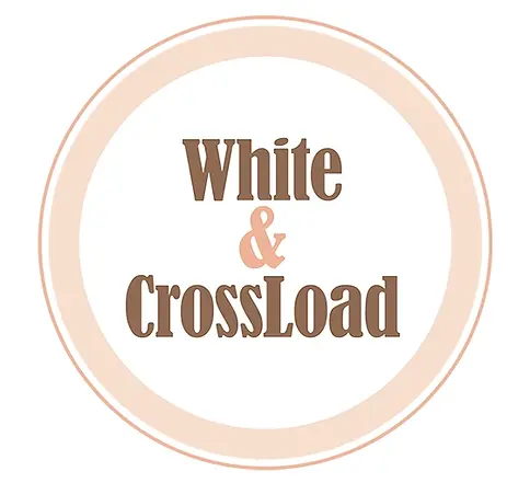 ホワイト&クロスロード ロゴ 秋葉原 異色カフェ