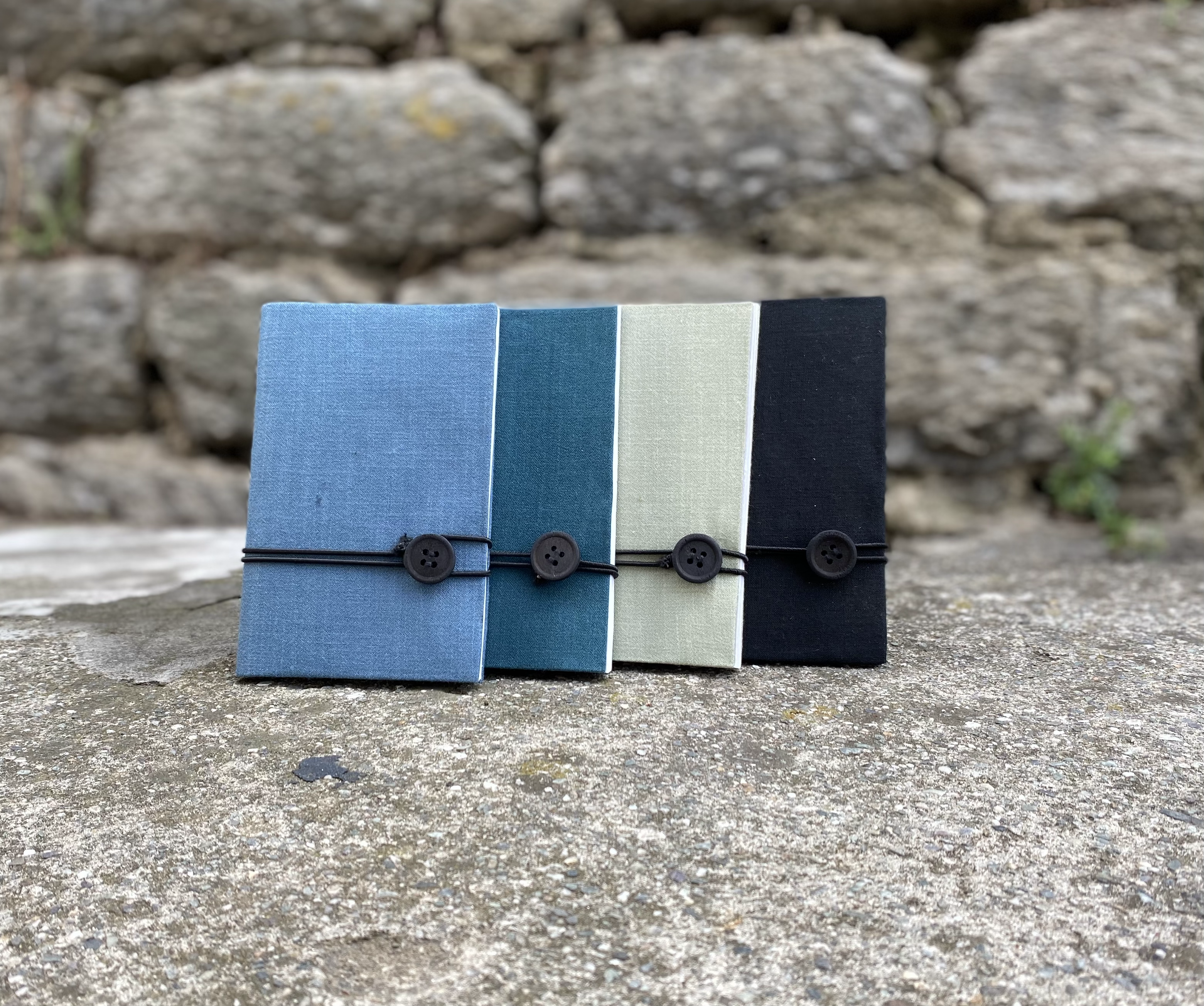 3285- notebook medium